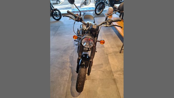 04 Royal Enfield Hunter 350