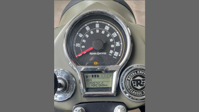 02 Royal Enfield Classic 350