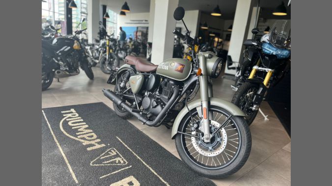 03 Royal Enfield Classic 350