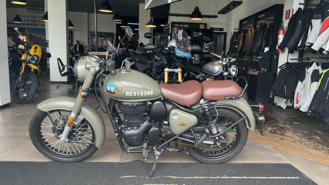 05 Royal Enfield Classic 350