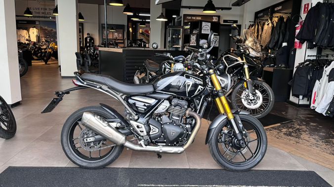 05 Triumph Speed 400