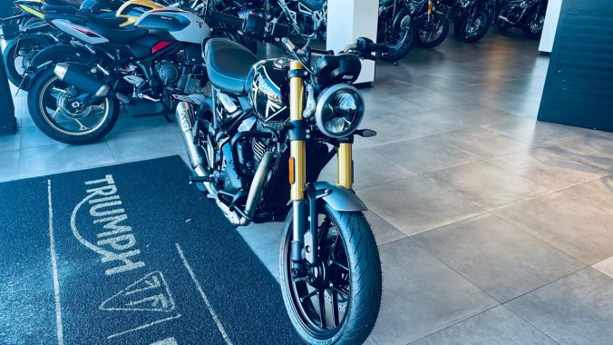 02 Triumph Speed 400 – 2026