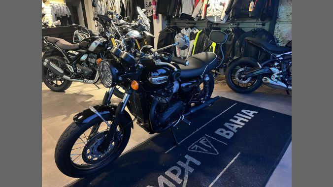 04 Triumph Bonneville T100