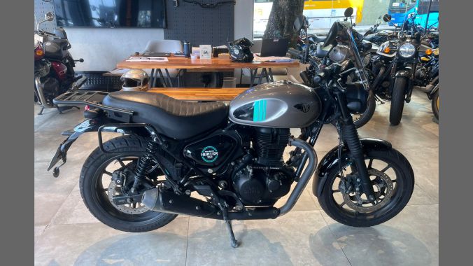 03 Royal Enfield Hunter 350