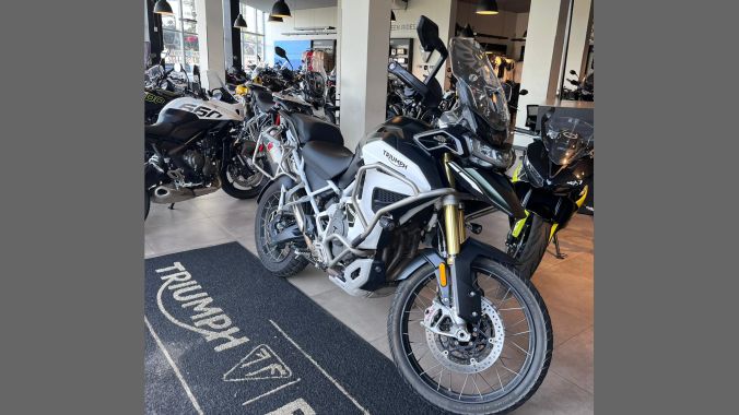 03 Triumph Tiger 1200 Rally Explorer