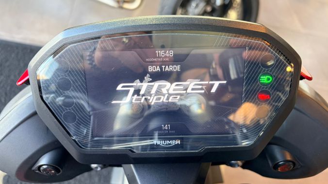01 Street Triple 765 RS - 2023
