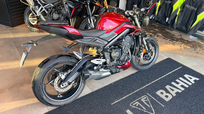 03 Street Triple 765 RS - 2023