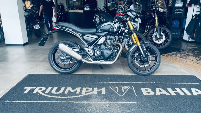02 Triumph Speed 400 – 2025 2026