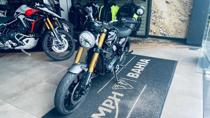 03 Triumph Speed 400 – 2025 2026