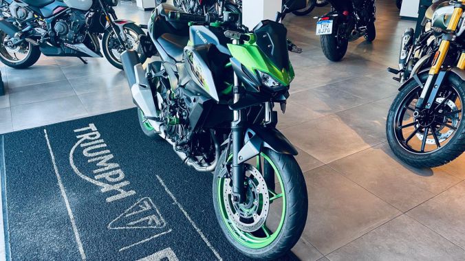 04 Kawasaki Z500 SE - 2024 2025