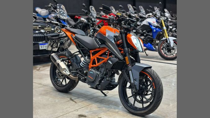 07 KTM Duke 390 - 2024