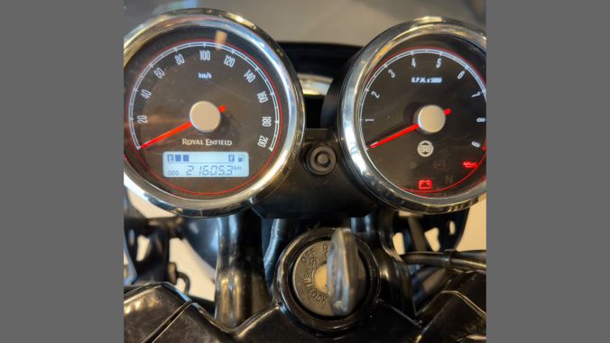 03 Royal Enfield Interceptor 650 - 2022 2023
