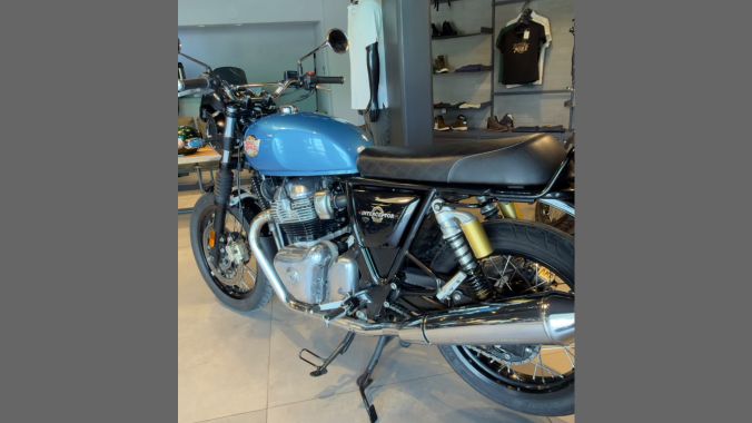 05 Royal Enfield Interceptor 650 - 2022 2023