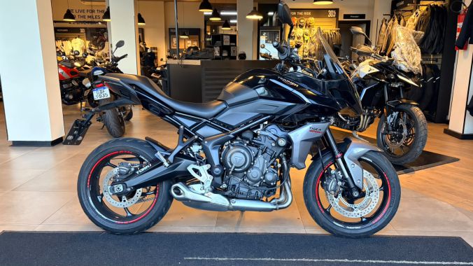 05 Triumph Sport 660